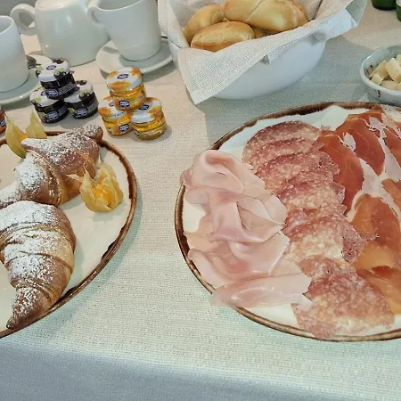 Nocleg ze śniadaniem Osteria Tripunt Comacchio