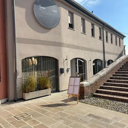 فندق مبيت وإفطار Osteria Tripunt