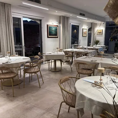 Osteria Tripunt فندق مبيت وإفطار كوماكيو